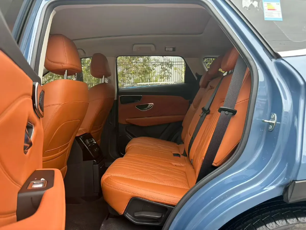 2024 Jetour ShanHai L7 1.5T 156HP L4 2DHT PHEV 19.43KWH,autocango,china used car exporter,china ev exporter,chinese used car exporter,chinese used ev exporter