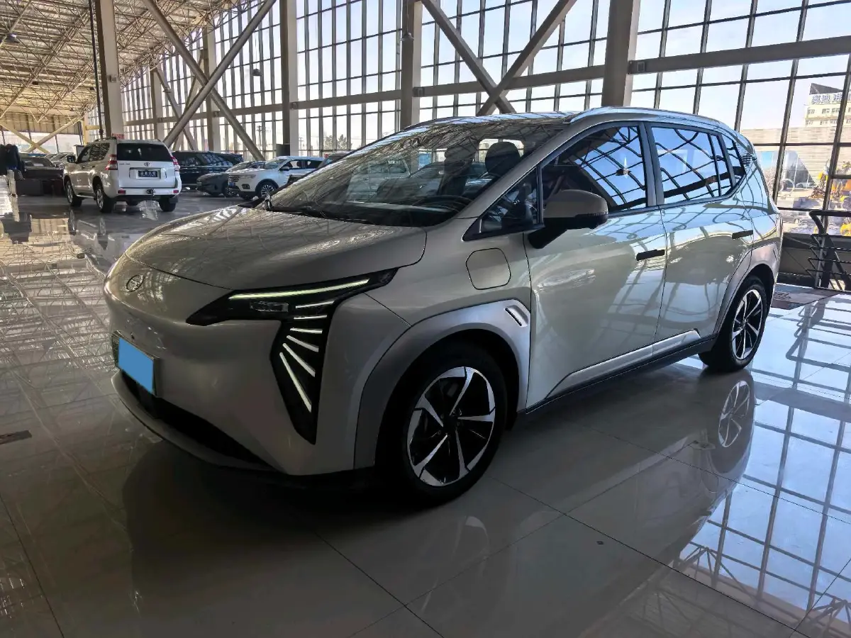 2024 Aion Y BEV 49.75KWH