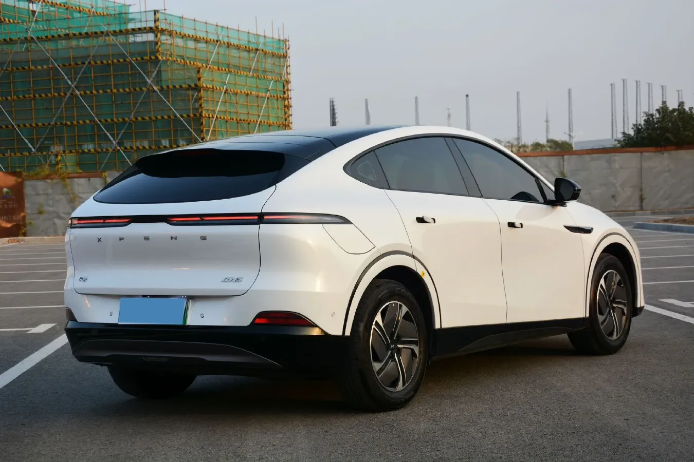 2024 Volkswagen ID.UNYX 06 BEV 82.4KWH,autocango,china used car exporter,china ev exporter,chinese used car exporter,chinese used ev exporter