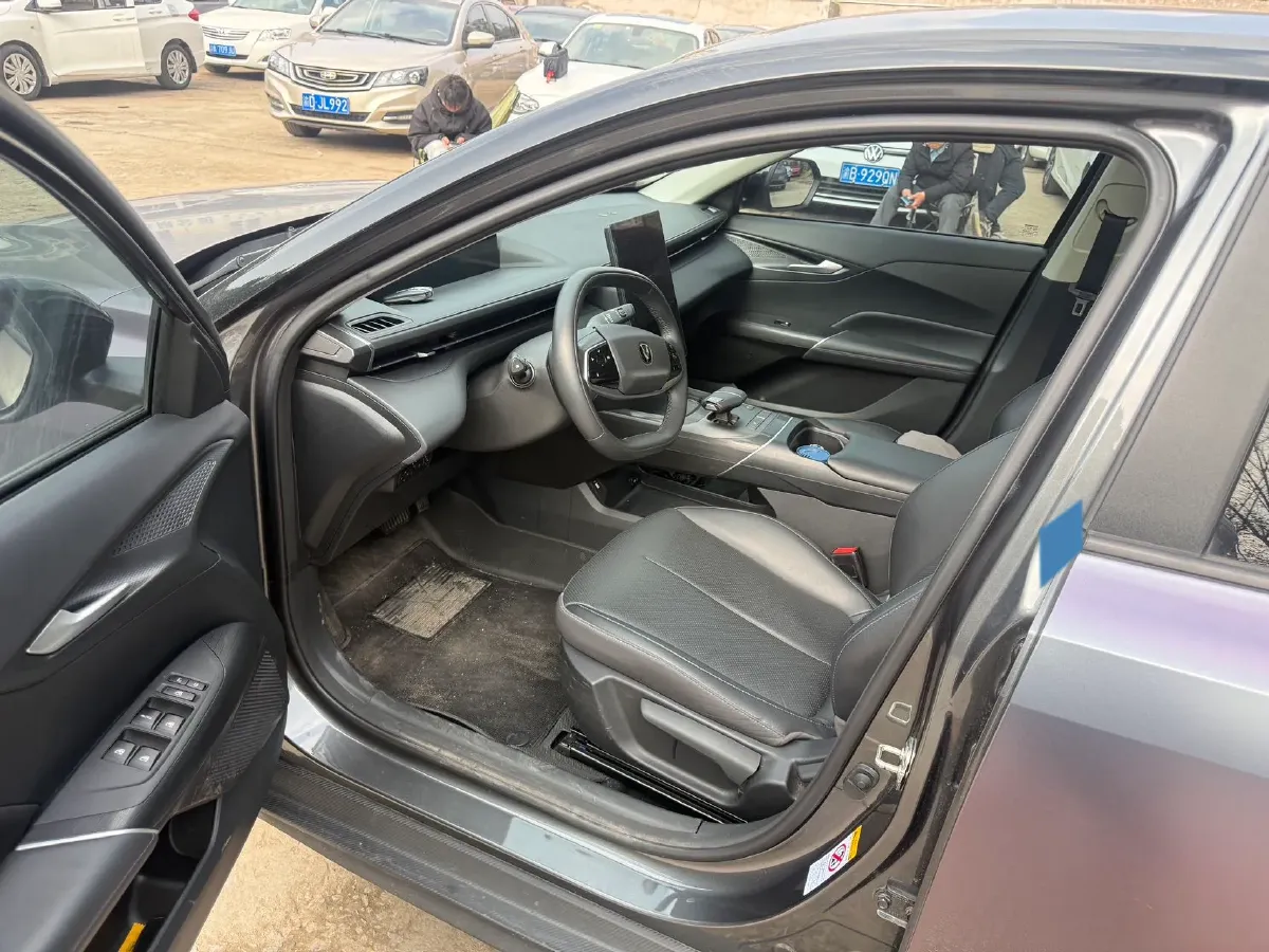 2023 ChangAn Lamore 1.5T 170HP L4 7DCT,autocango,china used car exporter,china ev exporter,chinese used car exporter,chinese used ev exporter