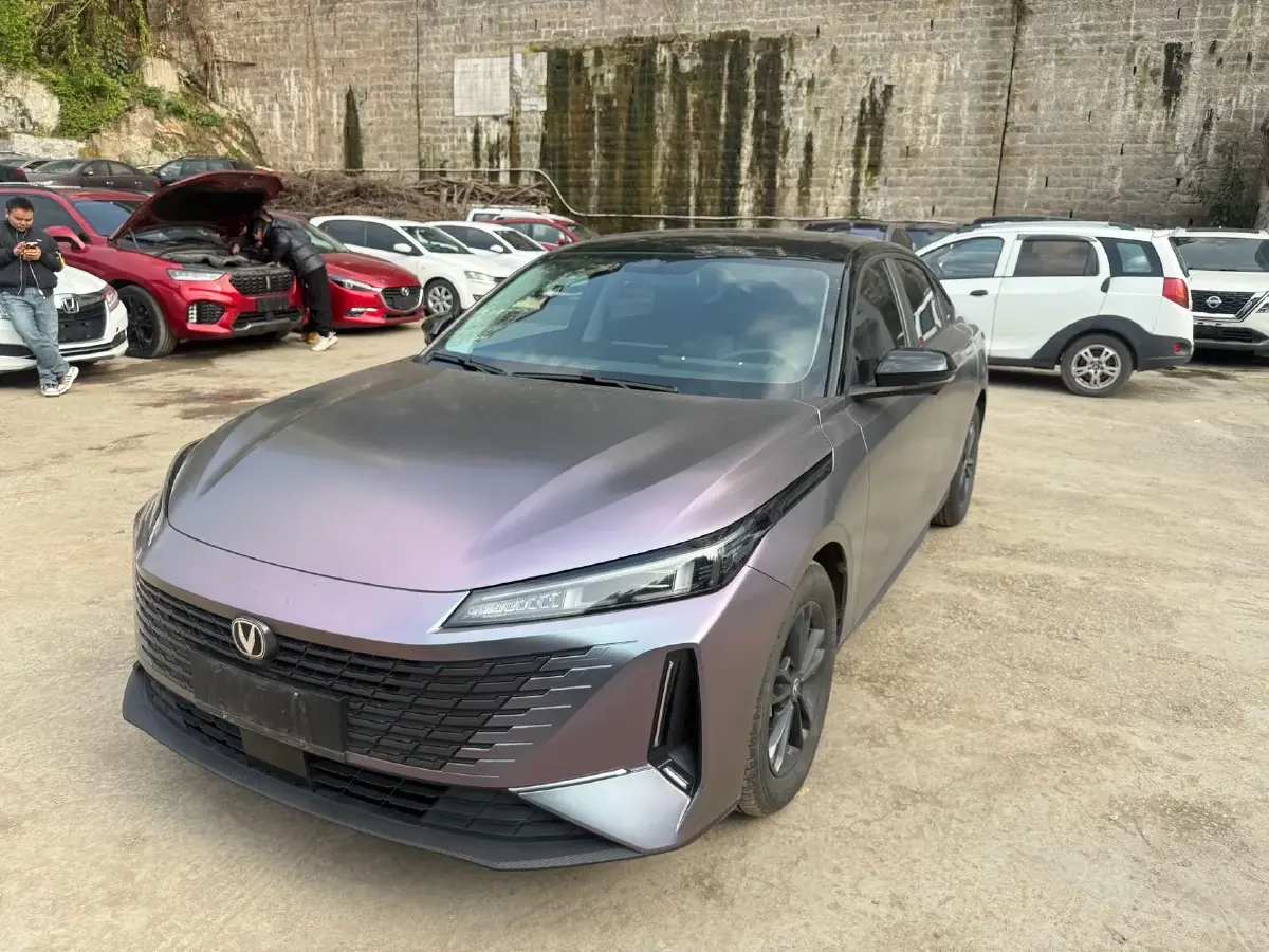 2023 ChangAn Lamore 1.5T 170HP L4 7DCT