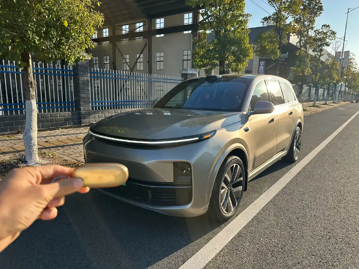 2022 Li L9 Range Extended 154HP REEV 42.6KWH