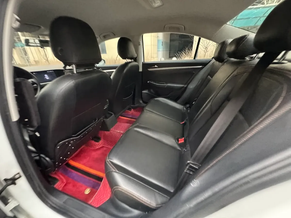 2019 Bestune T77 1.2T 143HP L4 7DCT,autocango,china used car exporter,china ev exporter,chinese used car exporter,chinese used ev exporter