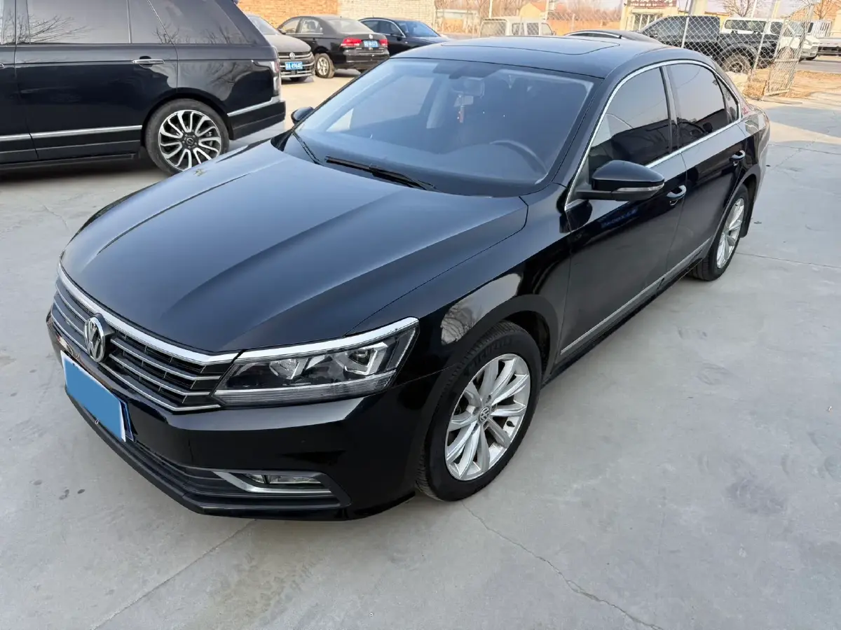 2017 Volkswagen Passat 1.8T 180HP L4 7DCT