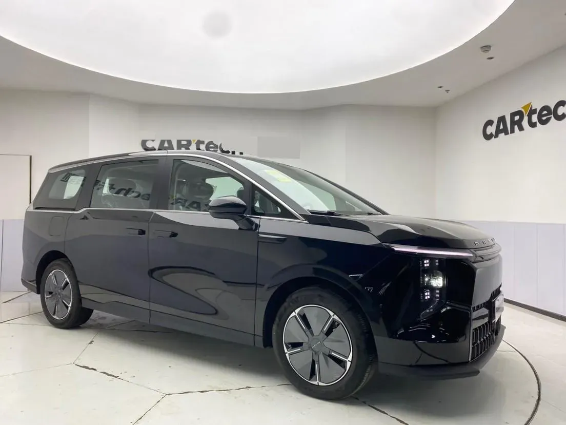 2024 MAXUS DaJia 7 1.5T 150HP L4 1DHT PHEV 24.7KWH,autocango,china used car exporter,china ev exporter,chinese used car exporter,chinese used ev exporter