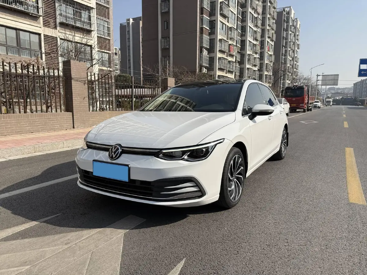 2021 Volkswagen Golf 1.4T 150HP L4 7DCT