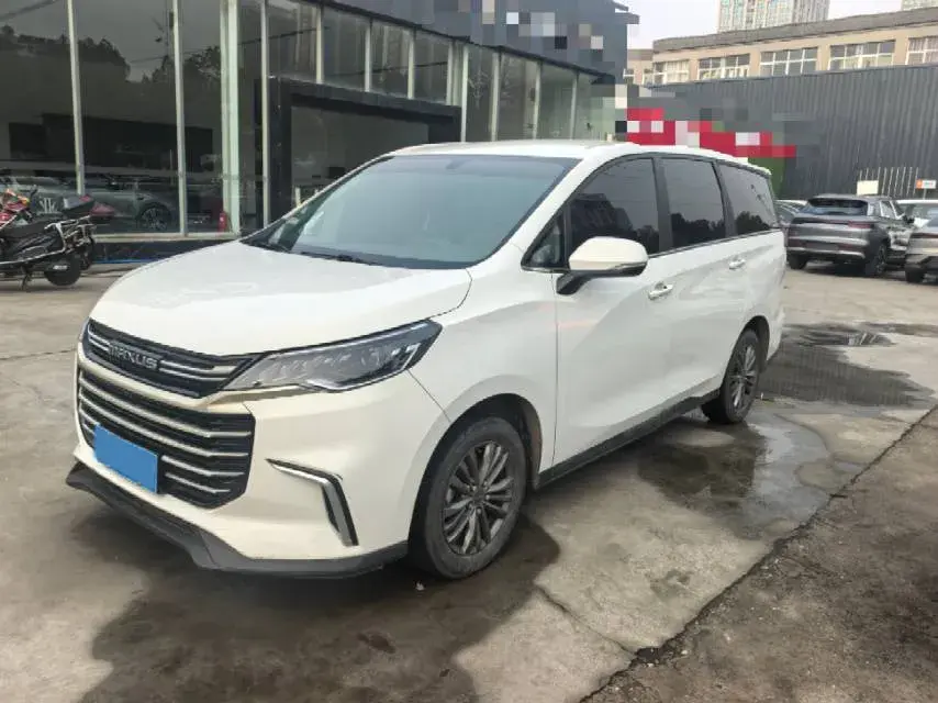 2023 MAXUS G50 1.5T 181HP L4 6MT