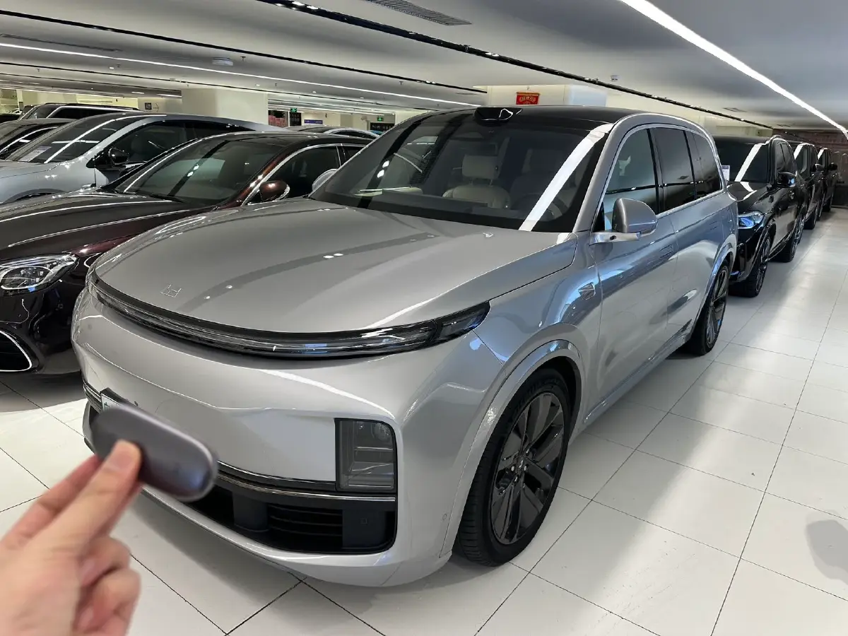 2022 Li L9 Range Extended 154HP REEV 42.6KWH