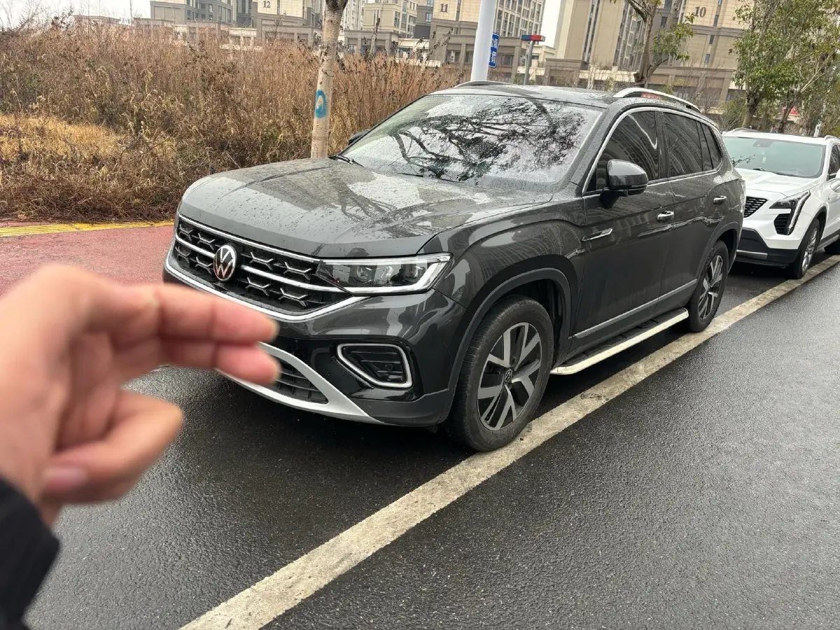 2024 Volkswagen Tayron 2.0T 186HP L4 7DCT