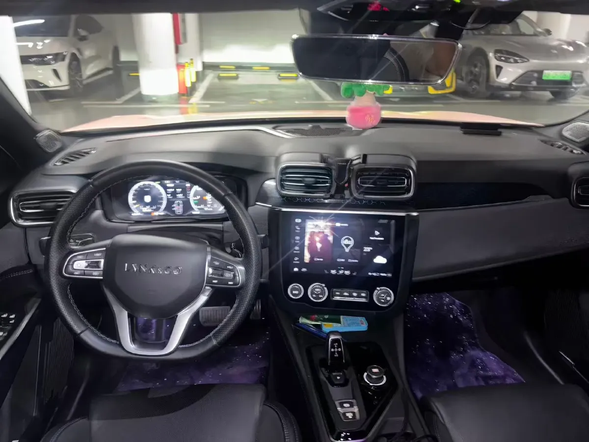 2021 LYNK&CO 03 New Energy 1.5T 180HP L3 7DCT PHEV 9.4KWH,autocango,china used car exporter,china ev exporter,chinese used car exporter,chinese used ev exporter