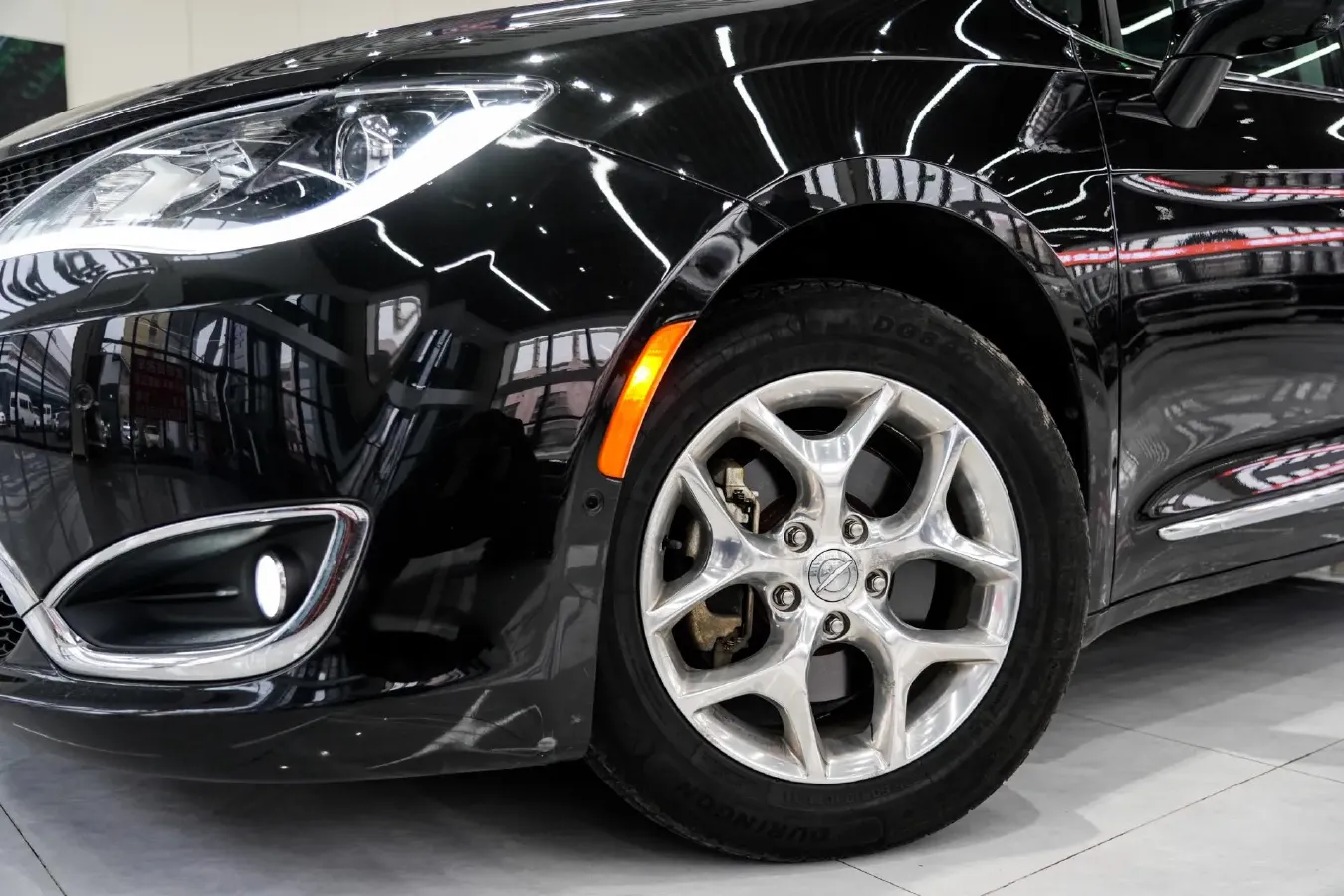 2017 Chrysler Pacifica 3.6L 279HP V6 9AT,autocango,china used car exporter,china ev exporter,chinese used car exporter,chinese used ev exporter