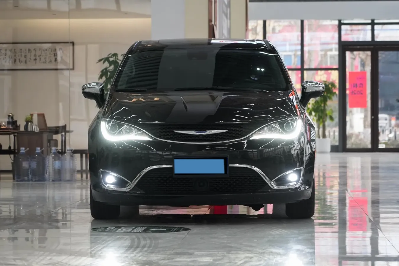 2017 Chrysler Pacifica 3.6L 279HP V6 9AT,autocango,china used car exporter,china ev exporter,chinese used car exporter,chinese used ev exporter