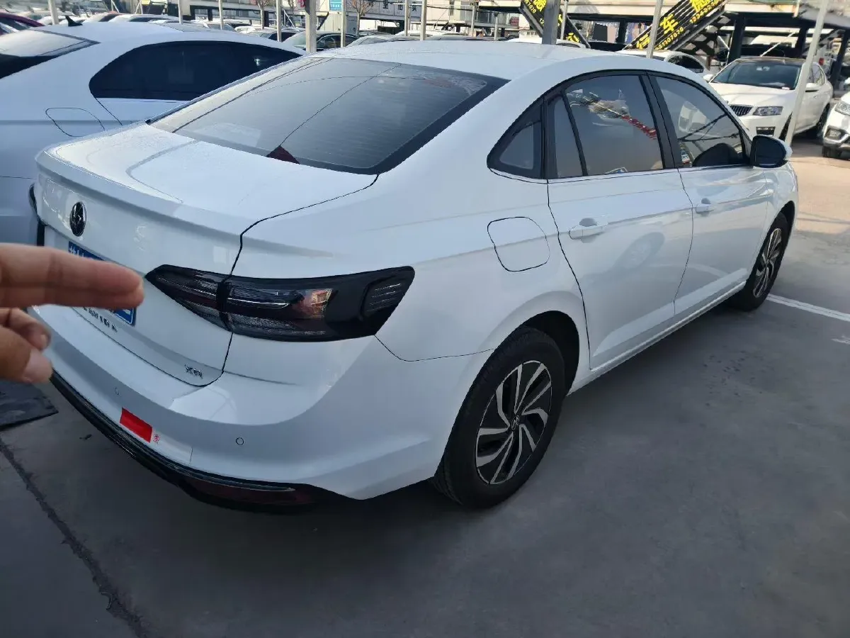 2023 ChangAn Lamore 1.5T 170HP L4 7DCT,autocango,china used car exporter,china ev exporter,chinese used car exporter,chinese used ev exporter