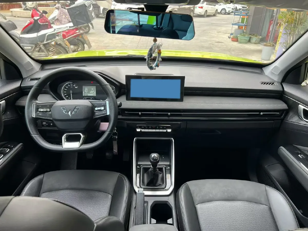 2022 WuLing XingChi 1.5L 99HP L4 6MT,autocango,china used car exporter,china ev exporter,chinese used car exporter,chinese used ev exporter