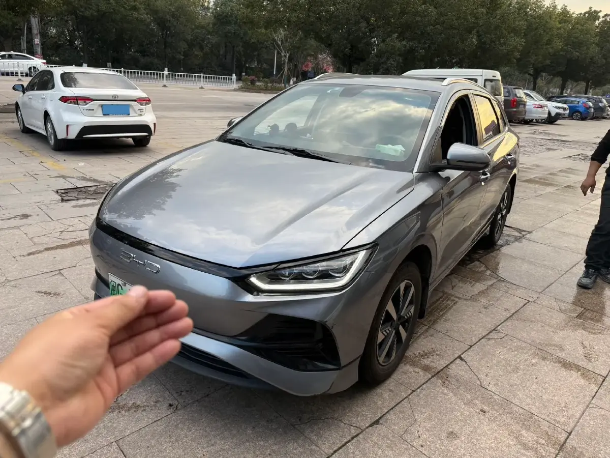 2023 BYD e2 BEV 43.2KWH