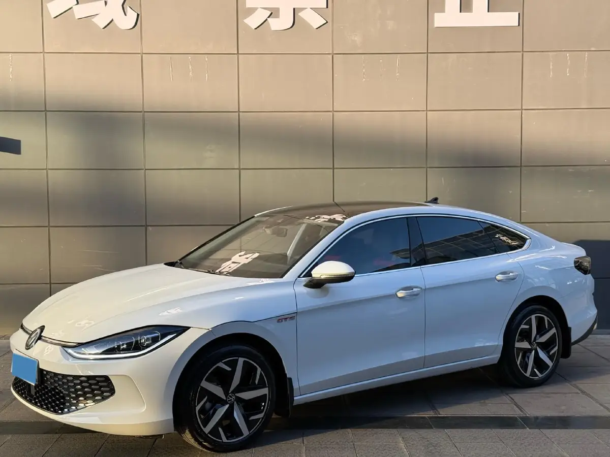 2024 Volkswagen Lamando 1.4T 150HP L4 7DCT