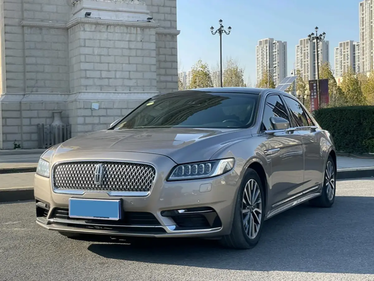 2018 Lincoln Continental 2.0T 261HP L4 6AT