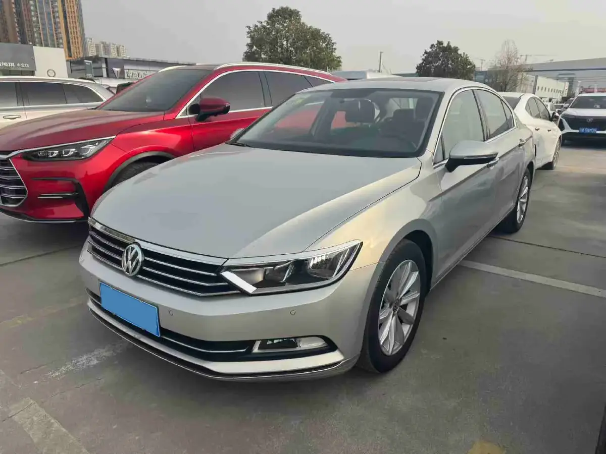 2018 Volkswagen Magotan 1.8T 180HP L4 7DCT