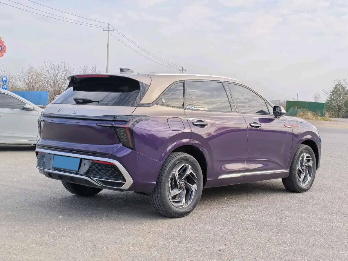 2024 HongQi HS3 1.5T 169HP L4 7DCT,autocango,china used car exporter,china ev exporter,chinese used car exporter,chinese used ev exporter