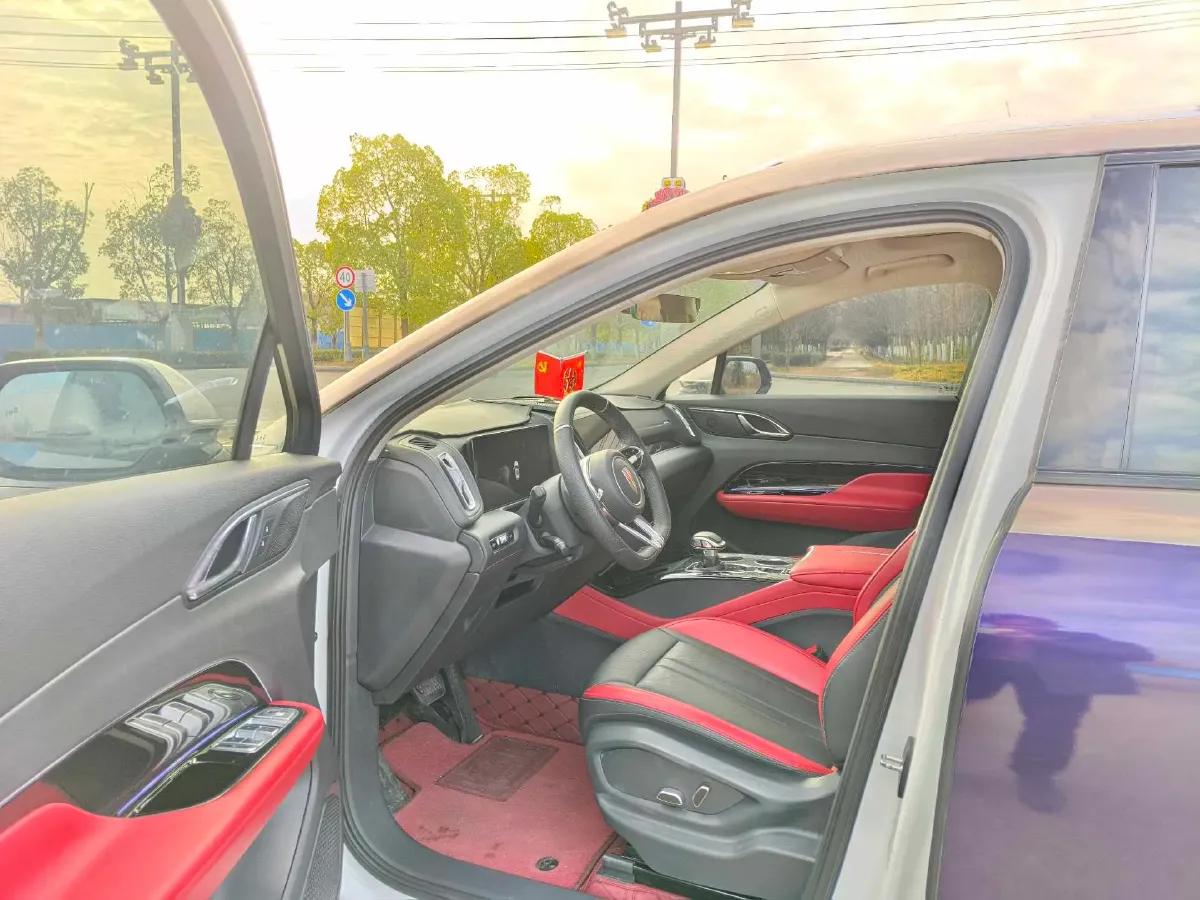 2024 HongQi HS3 1.5T 169HP L4 7DCT,autocango,china used car exporter,china ev exporter,chinese used car exporter,chinese used ev exporter