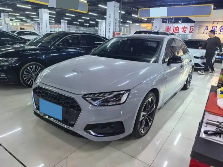 2020 Audi A4L 2.0T 190HP L4 7DCT