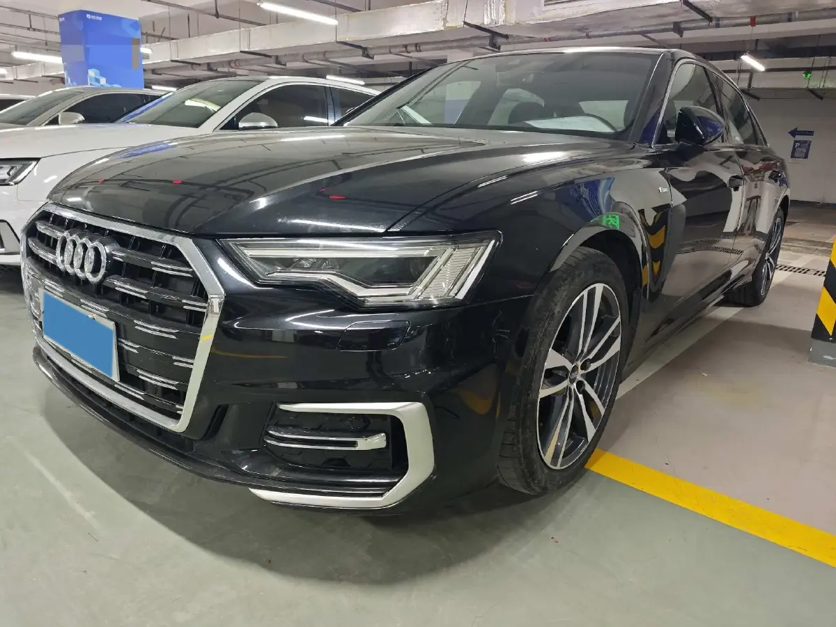 2023 Audi A6L 2.0T 190HP L4 7DCT