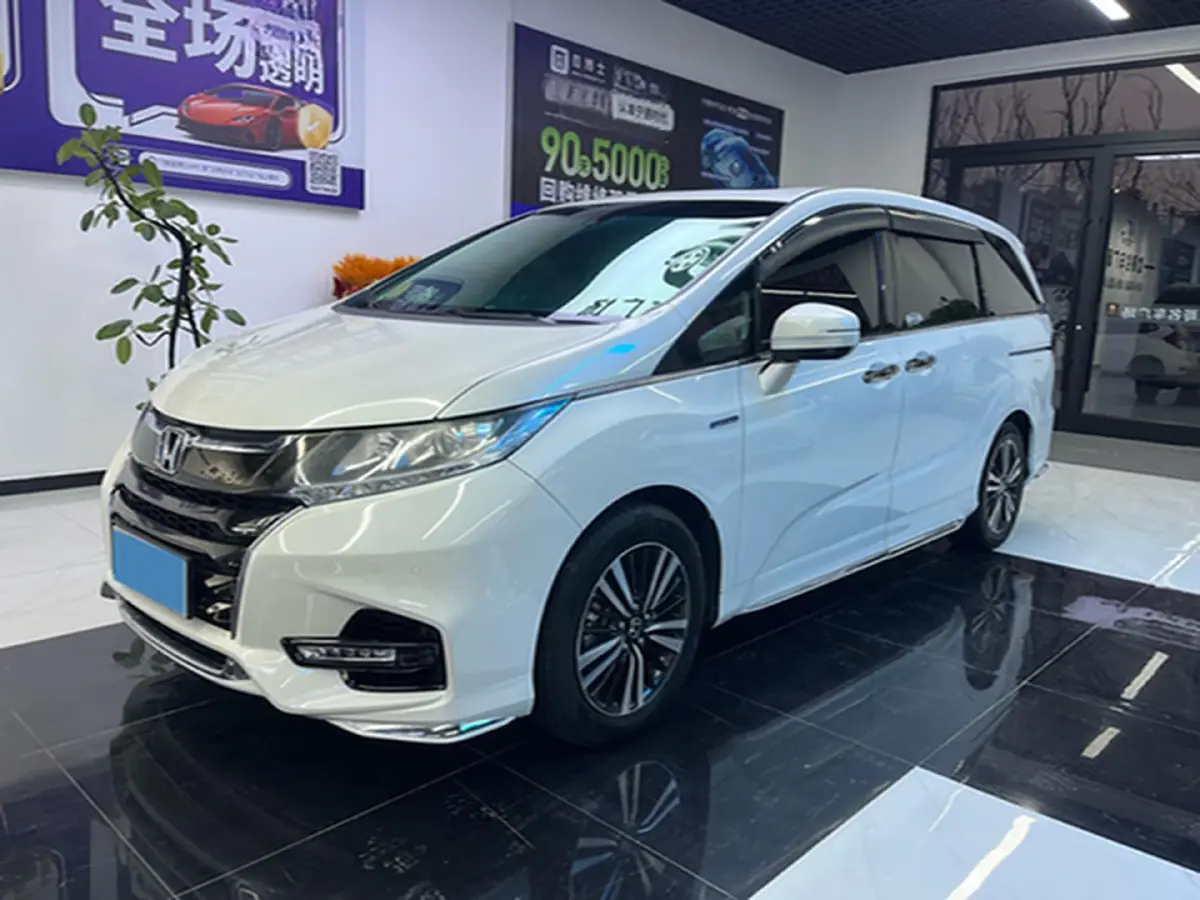 2019 Honda Odyssey 2.0L 146HP L4 E-CVT Hybrid