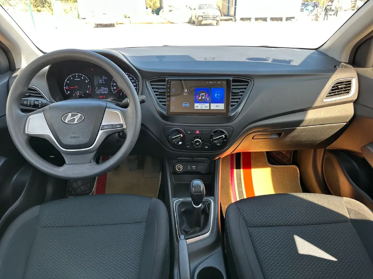 2017 Hyundai Verna RV 1.4L 100HP L4 6AT,autocango,china used car exporter,china ev exporter,chinese used car exporter,chinese used ev exporter