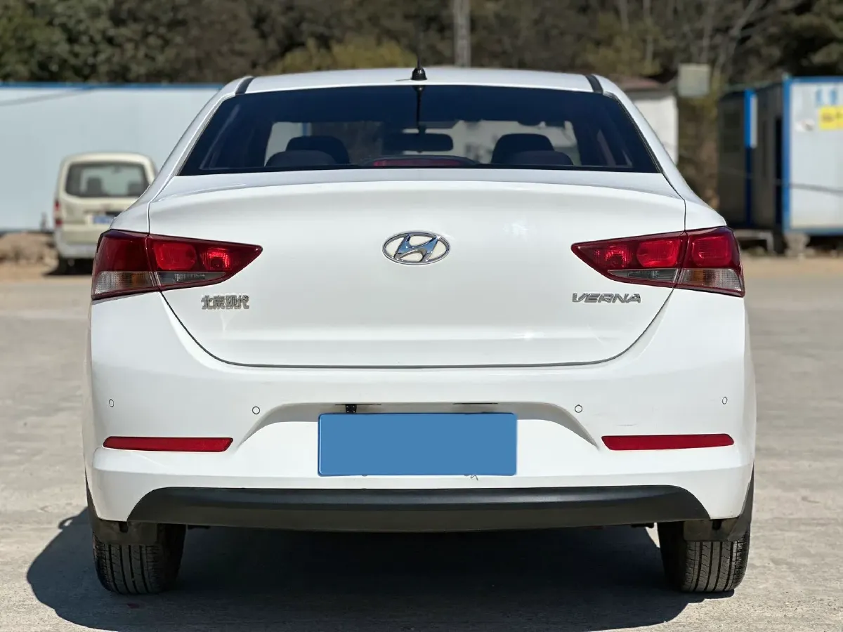 2017 Hyundai Verna RV 1.4L 100HP L4 6AT,autocango,china used car exporter,china ev exporter,chinese used car exporter,chinese used ev exporter