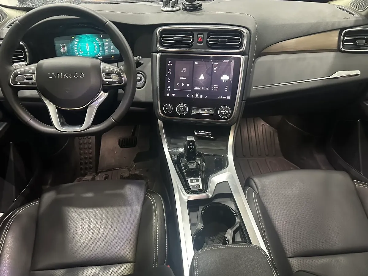 2019 Kia KX5 1.6T 177HP L4 7DCT,autocango,china used car exporter,china ev exporter,chinese used car exporter,chinese used ev exporter