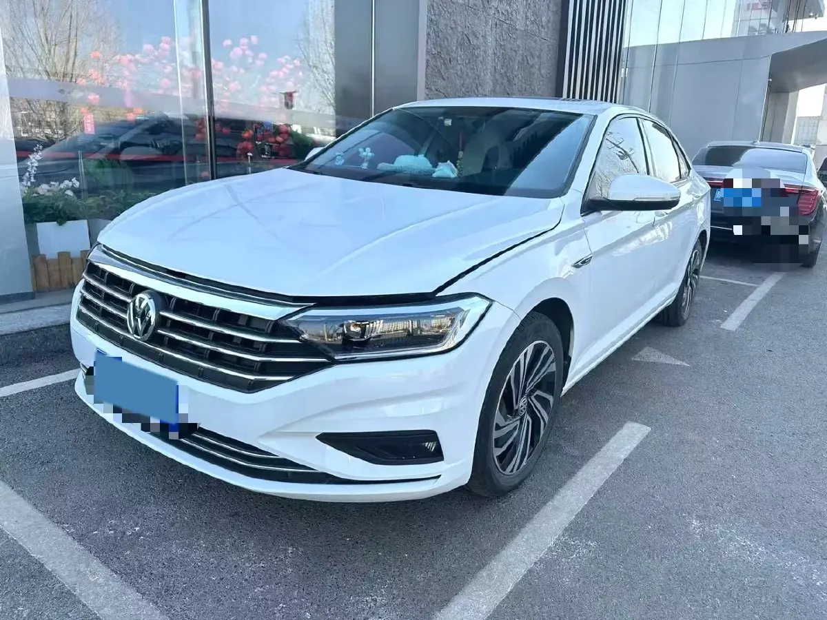 2021 Volkswagen Sagitar 1.4T 150HP L4 7DCT