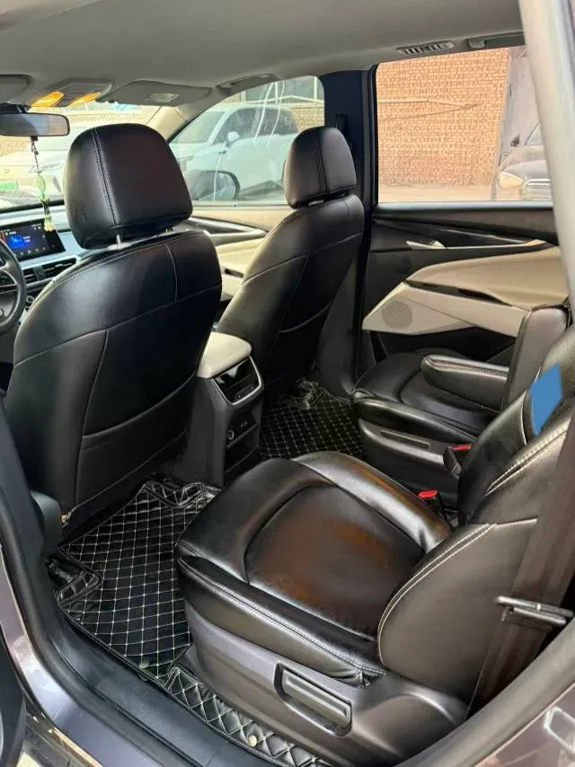 2020 MAXUS Euniq 5 BEV 61.1KWH,autocango,china used car exporter,china ev exporter,chinese used car exporter,chinese used ev exporter