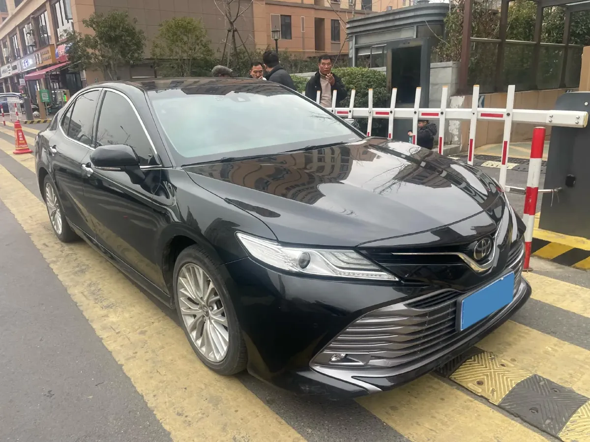 2019 Toyota Camry 2.5L 209HP L4 8AT,autocango,china used car exporter,china ev exporter,chinese used car exporter,chinese used ev exporter