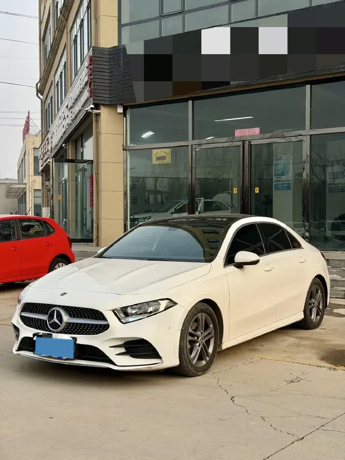 2021 Mercedes-Benz A Class 1.3T 136HP L4 7DCT