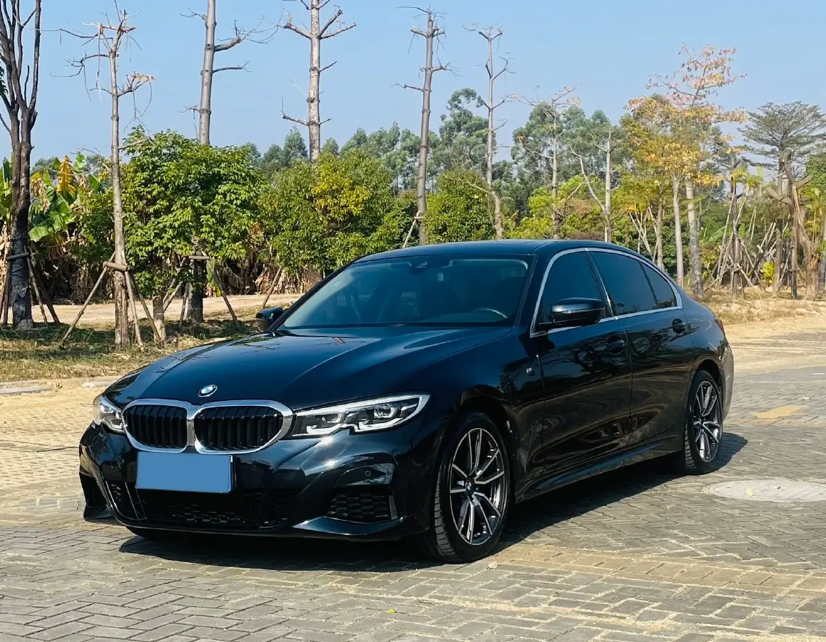 2022 BMW 3 Series 2.0T 184HP L4 8AT