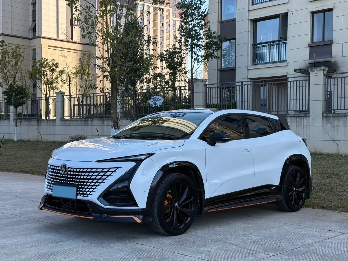 2022 ChangAn UNI-T 1.5T 188HP L4 7DCT