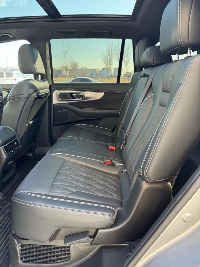 2022 GAC Trumpchi GS8 2.0T 190HP L4 E-CVT Hybrid,autocango,china used car exporter,china ev exporter,chinese used car exporter,chinese used ev exporter