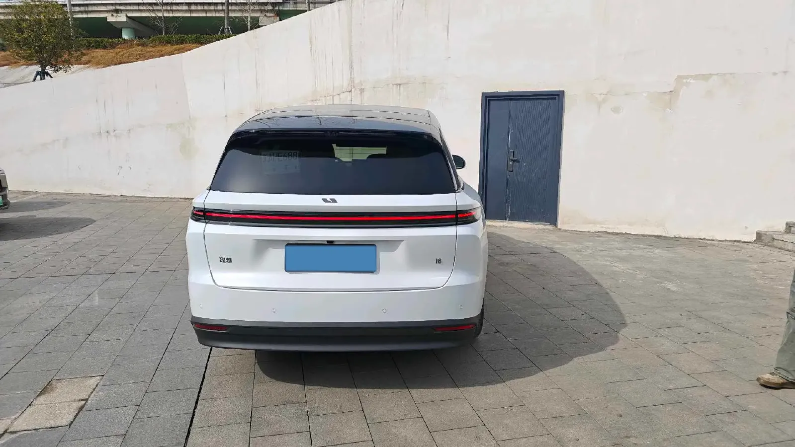 2025 Li i8 BEV,autocango,china used car exporter,china ev exporter,chinese used car exporter,chinese used ev exporter