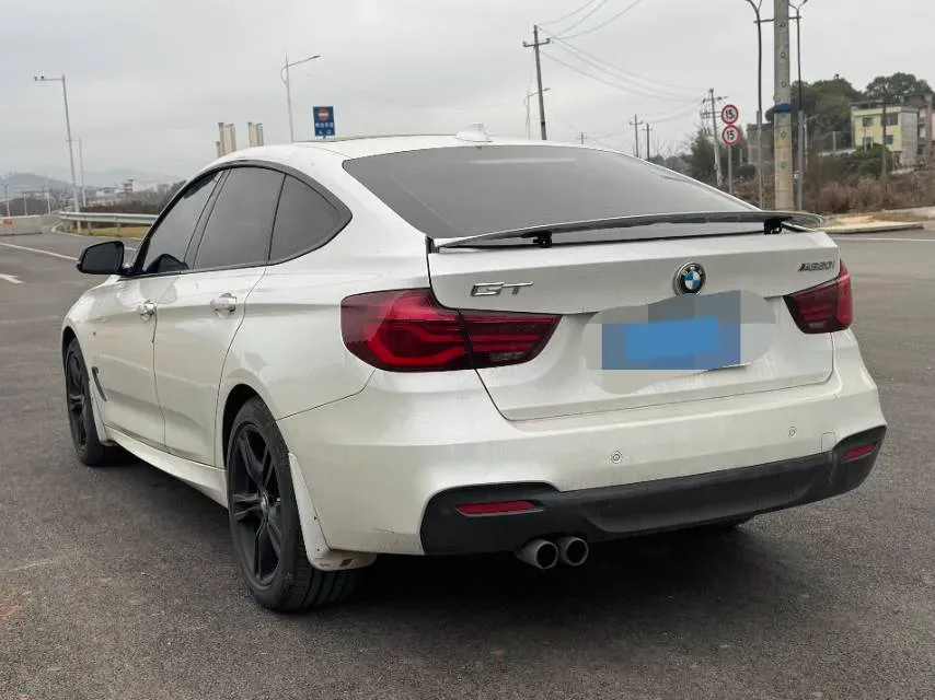 2019 BMW 3 Series GT 2.0T 184HP L4 8AT,autocango,china used car exporter,china ev exporter,chinese used car exporter,chinese used ev exporter