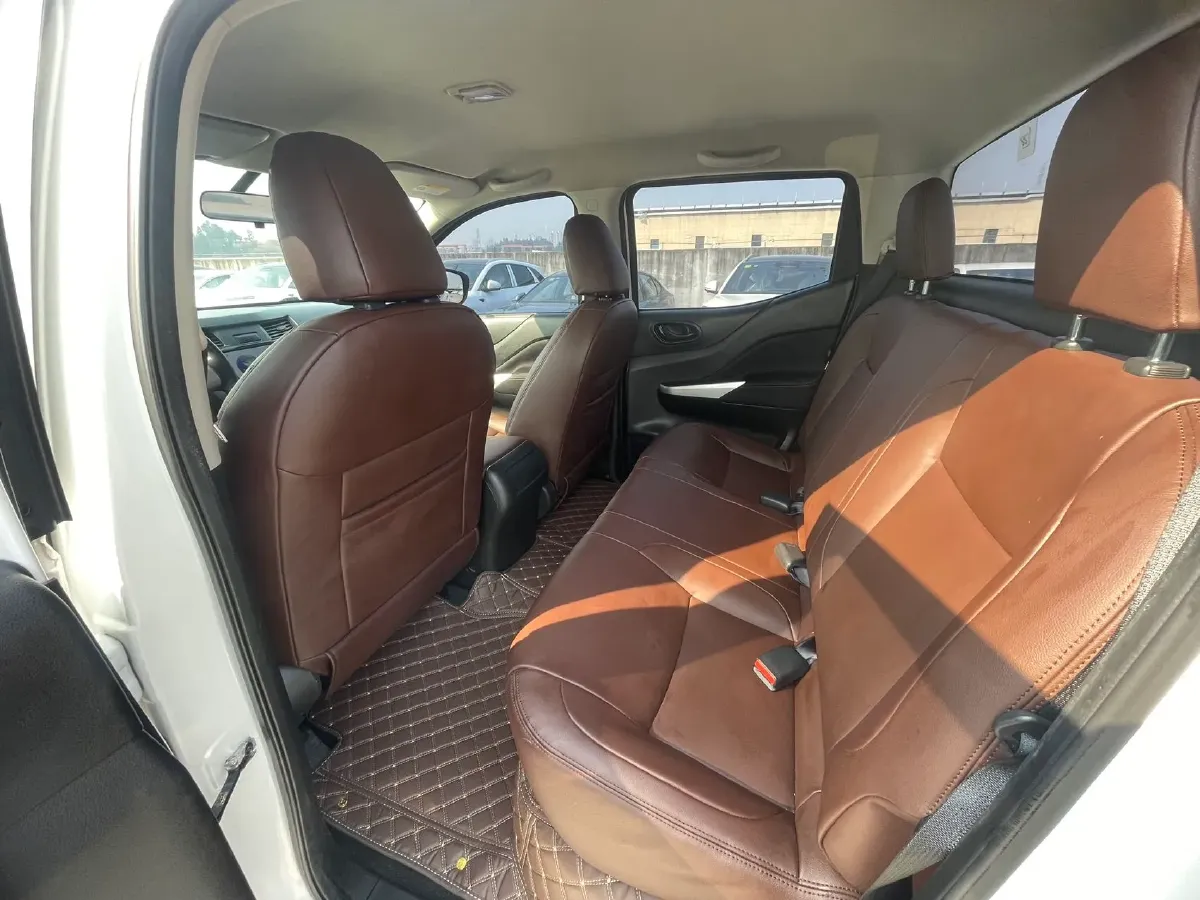 2019 Nissan Navara 2.5L 193HP L4 6MT,autocango,china used car exporter,china ev exporter,chinese used car exporter,chinese used ev exporter