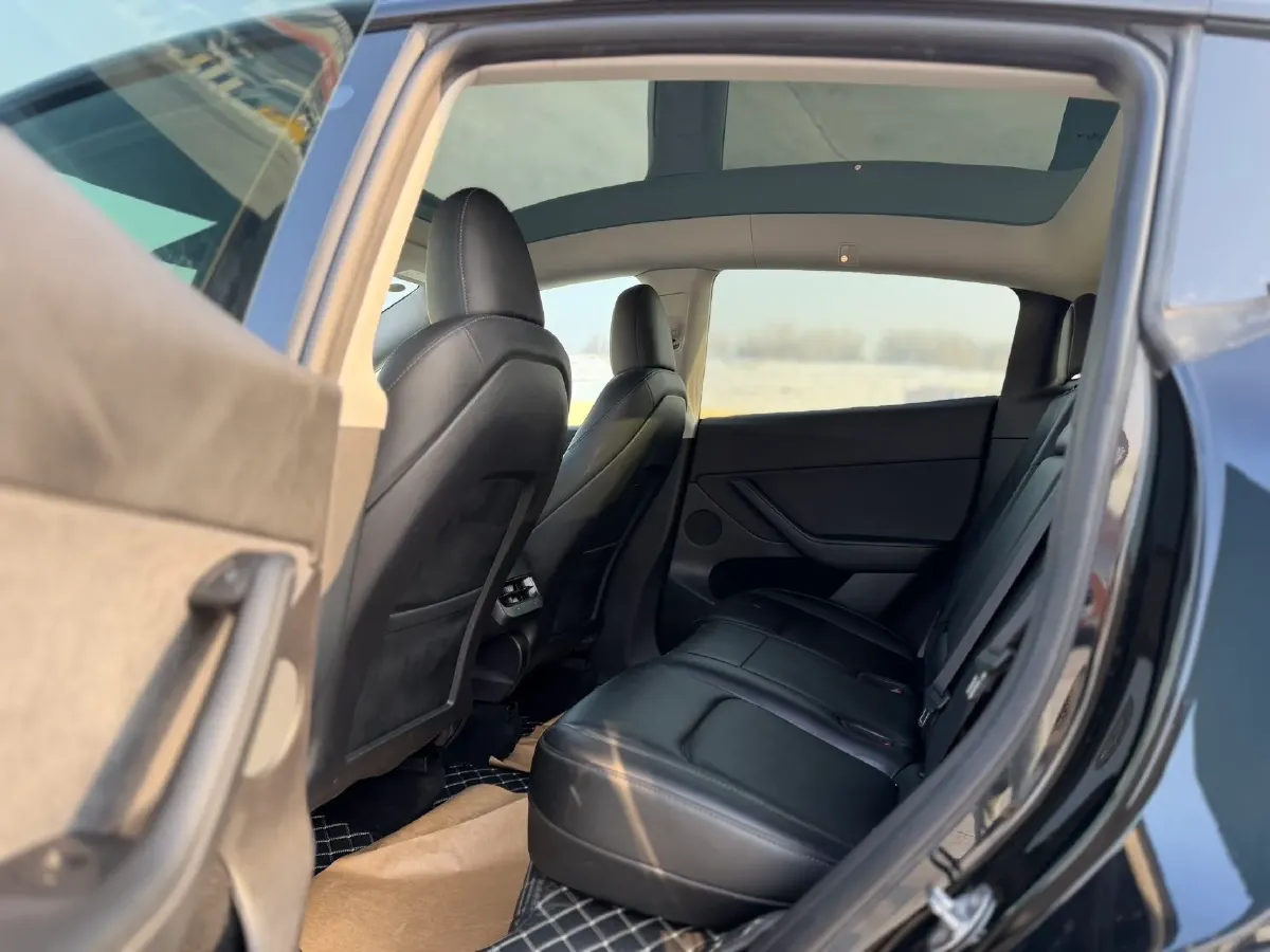 2022 Tesla Model Y BEV 60KWH,autocango,china used car exporter,china ev exporter,chinese used car exporter,chinese used ev exporter