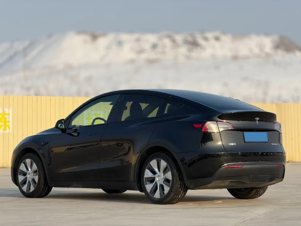 2022 Tesla Model Y BEV 60KWH,autocango,china used car exporter,china ev exporter,chinese used car exporter,chinese used ev exporter