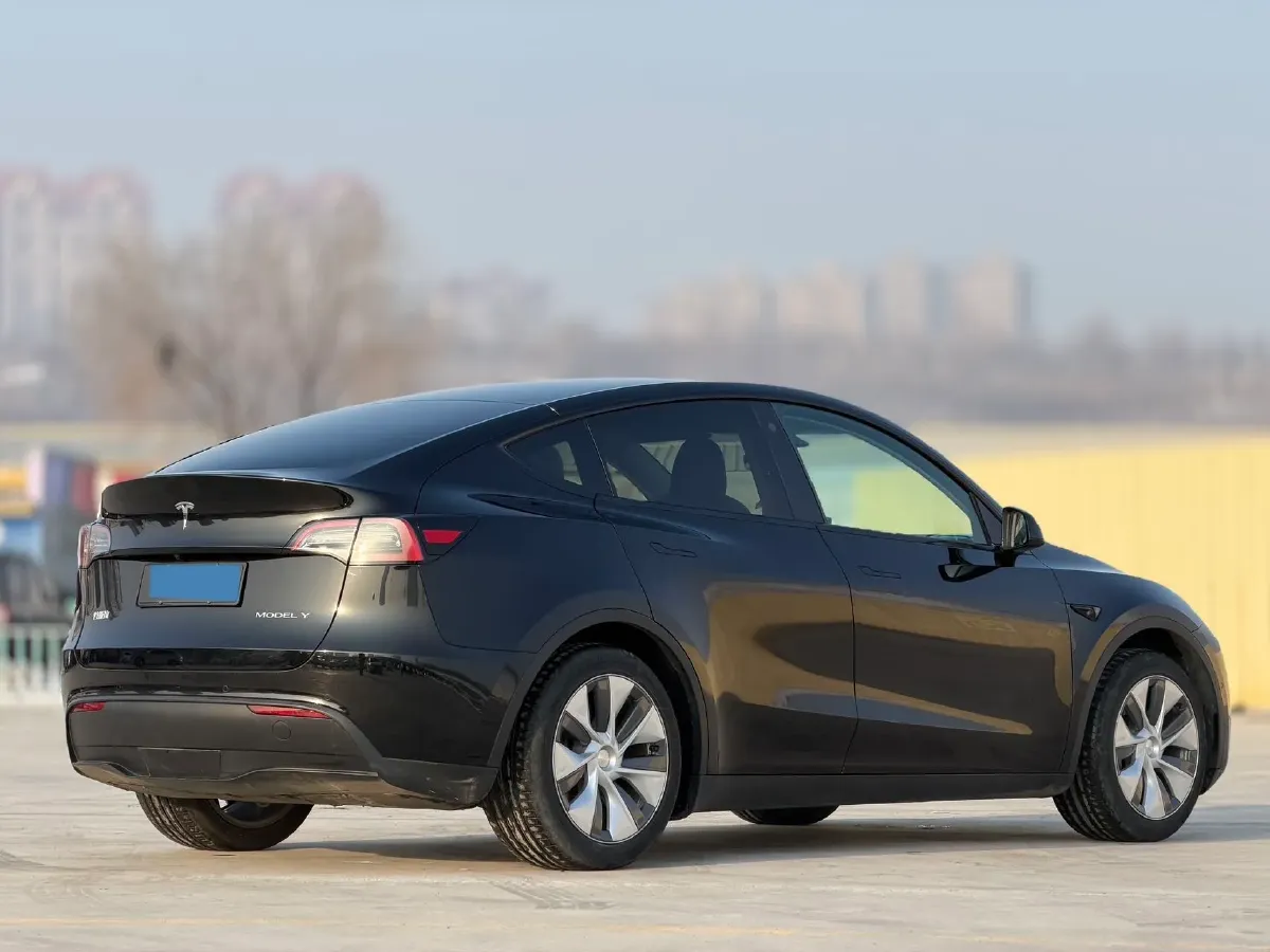 2022 Tesla Model Y BEV 60KWH,autocango,china used car exporter,china ev exporter,chinese used car exporter,chinese used ev exporter