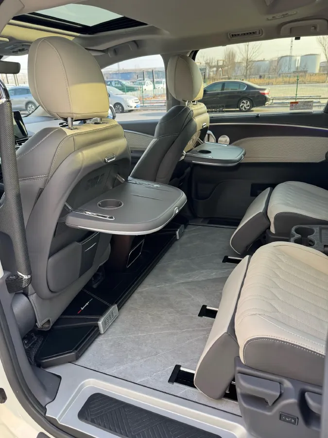 2023 Toyota Granvia 2.5L 189HP L4 E-CVT Hybrid,autocango,china used car exporter,china ev exporter,chinese used car exporter,chinese used ev exporter