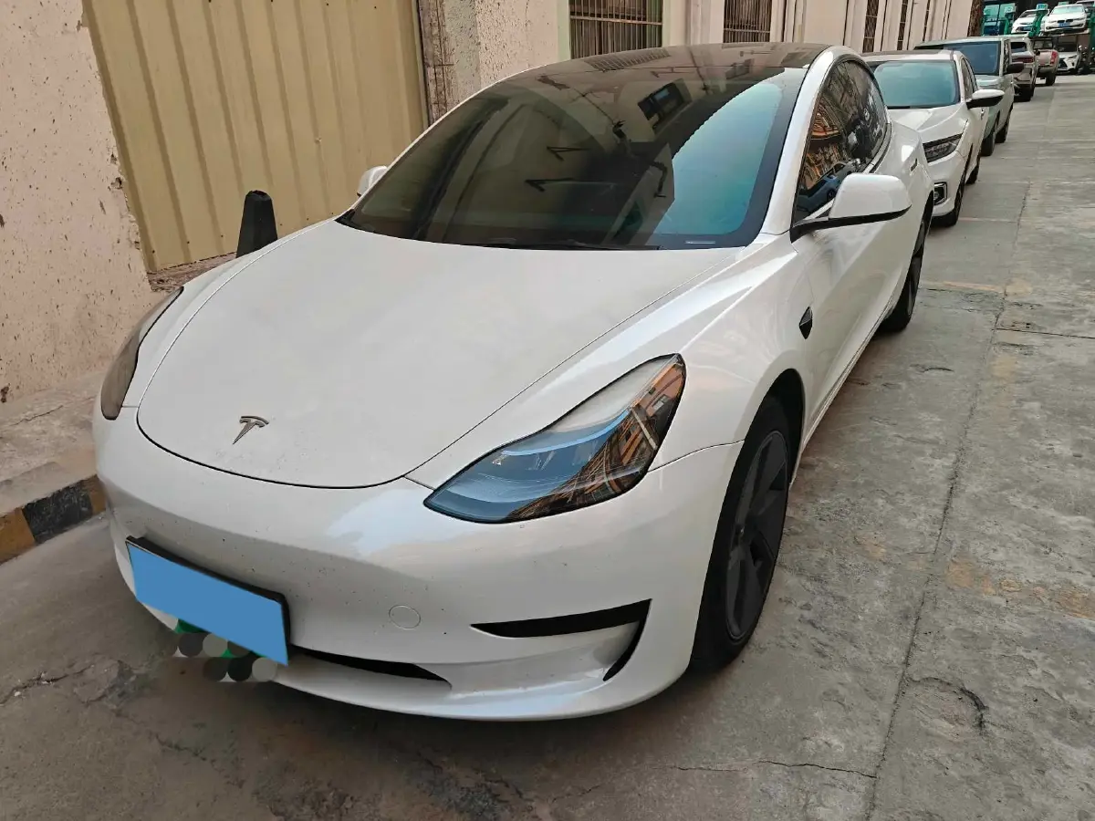 2022 Tesla Model 3 BEV 60KWH
