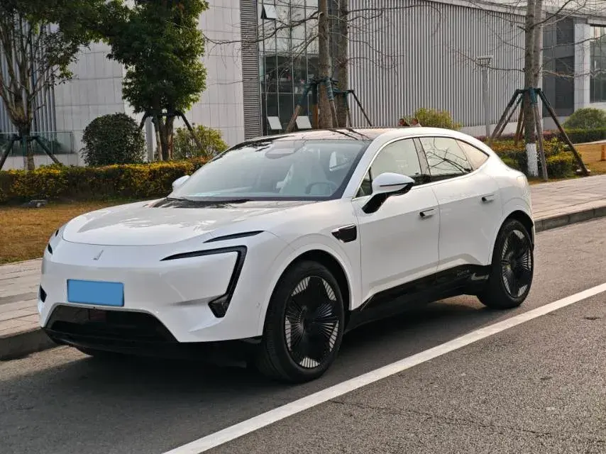 2024 Avatr 11 BEV 90KWH