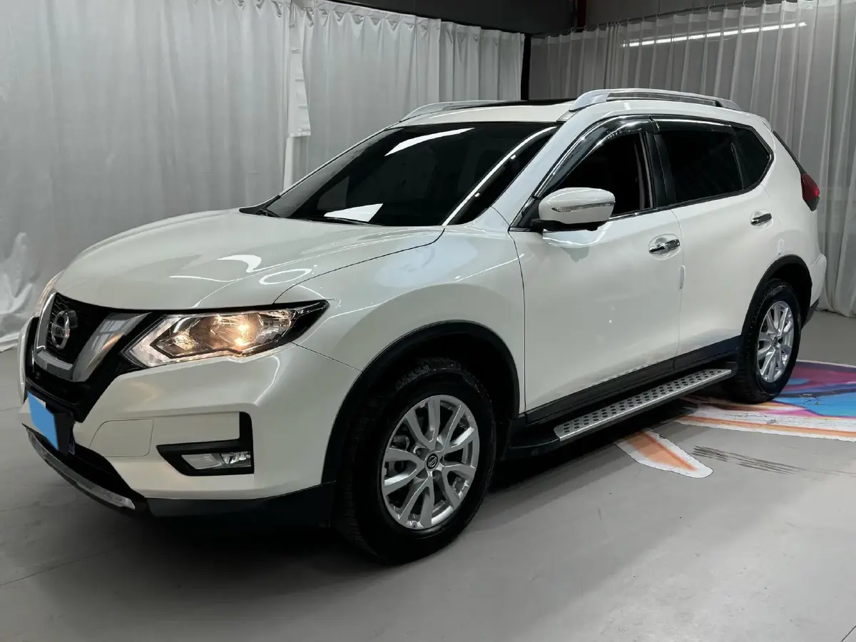 2022 Nissan X-Trail 2.0L 151HP L4 CVT