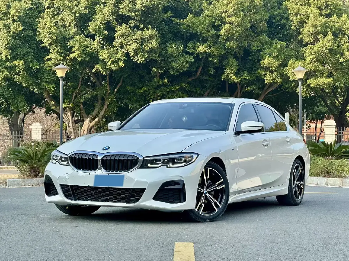 2021 BMW 3 Series 2.0T 184HP L4 8AT