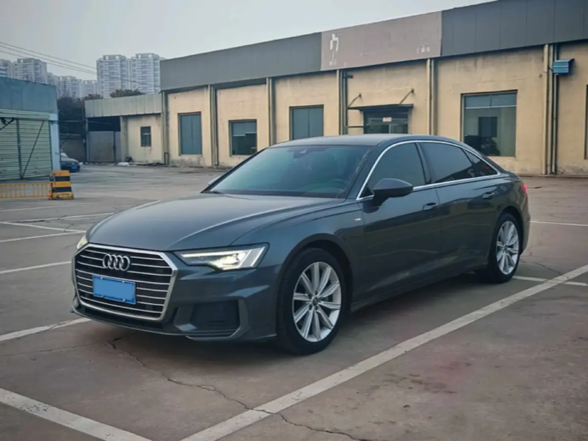 2022 Audi A6L 2.0T 224HP L4 7DCT