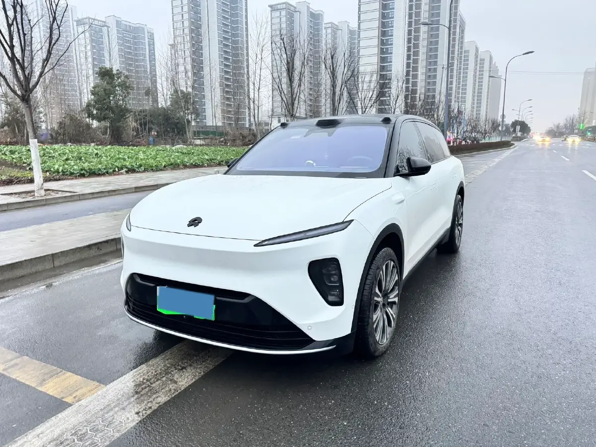 2024 NIO ES8 BEV 75KWH